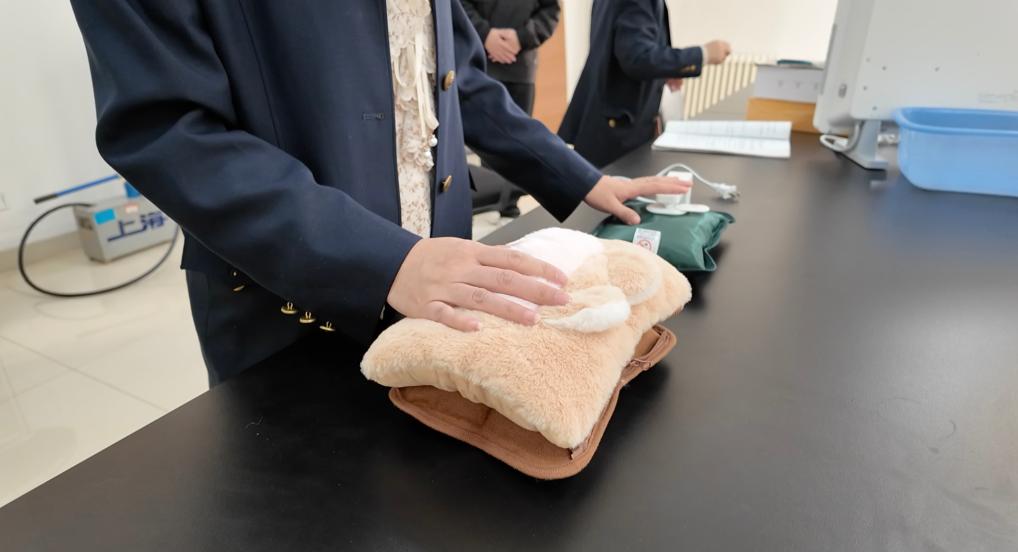 ……部分“取暖神器”很危险龙8体育起火、触电、爆炸(图5)