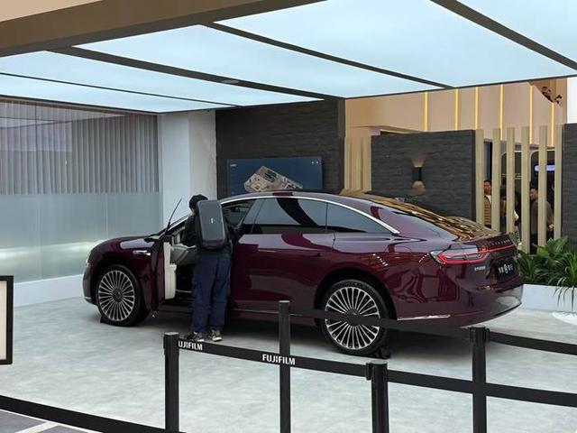模型重构家电业智慧生活进入“临界点”龙8体育AWE 2025观察：AI大