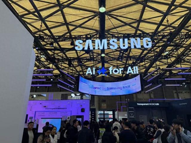 模型重构家电业智慧生活进入“临界点”龙8体育AWE 2025观察：AI大(图2)