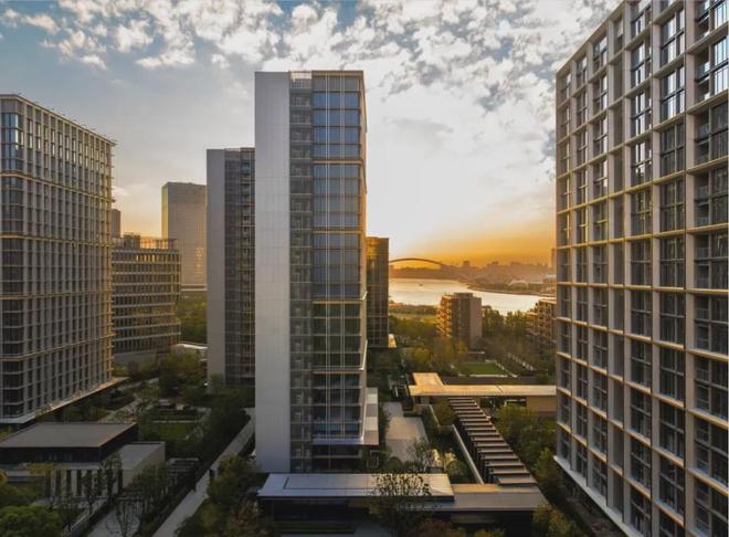 天悦售楼处电话：顶奢生活之选十一月百度热搜 @保利世博(图52)